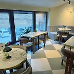 Reich Motel